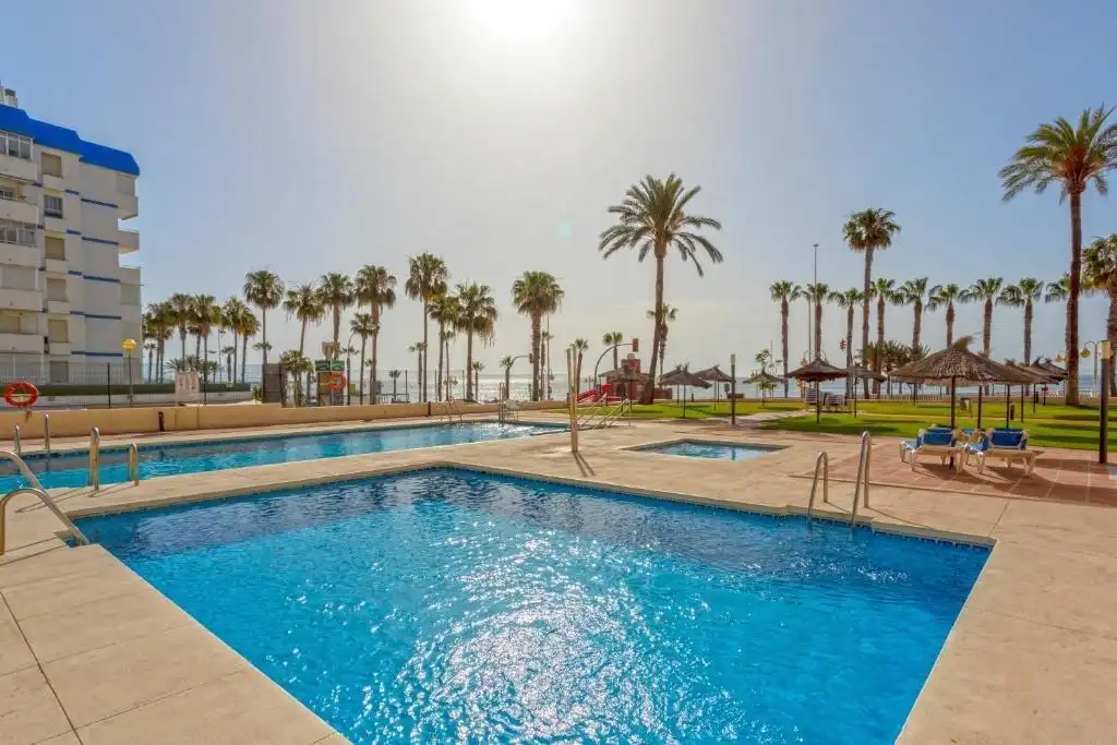 Dúplex amb piscina en venda a Calle Torrealmádena, imagen 22