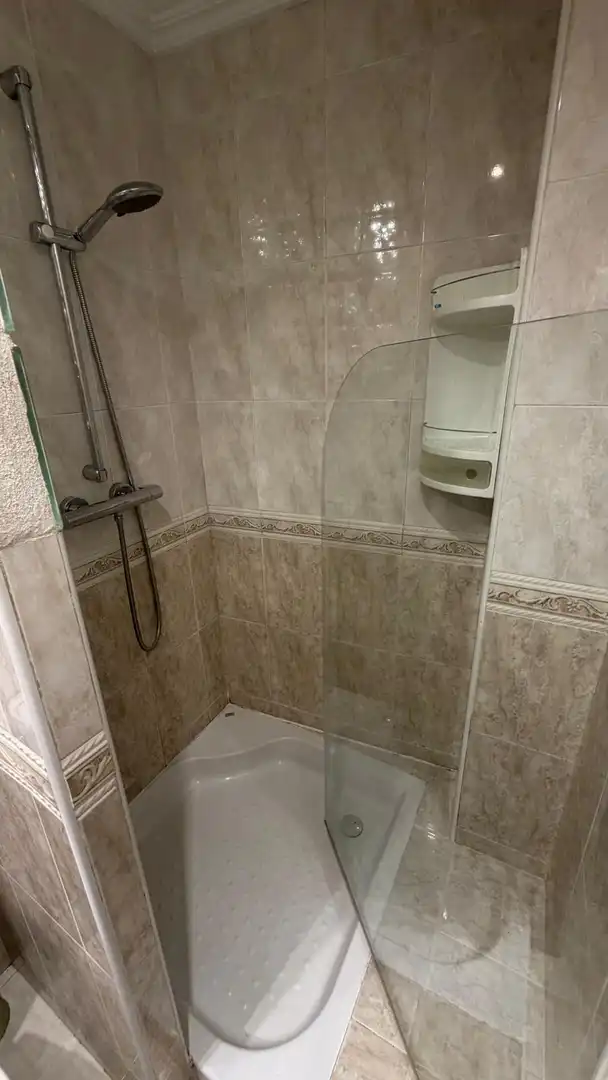 Baño de Casa adosada en venta en Salvatierra / Agurain con Calefacción y Jardín privado