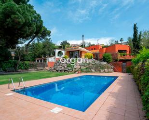 Garden of House or chalet for sale in Cerdanyola del Vallès  with Air Conditioner, Heating and Storage room