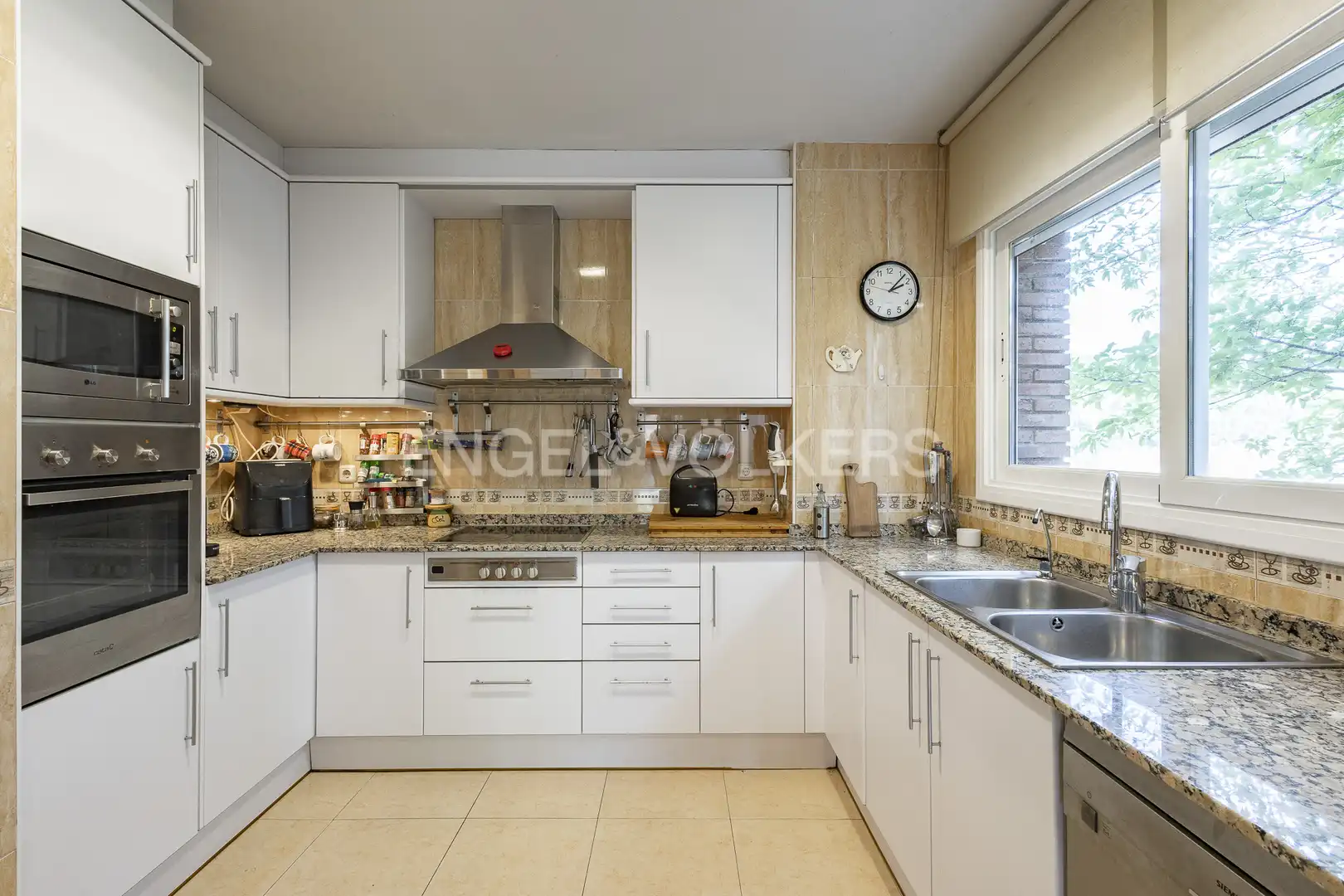 Cocina de Casa o chalet en venta en Castellbell i el Vilar con Aire acondicionado, Calefacción y Jardín privado