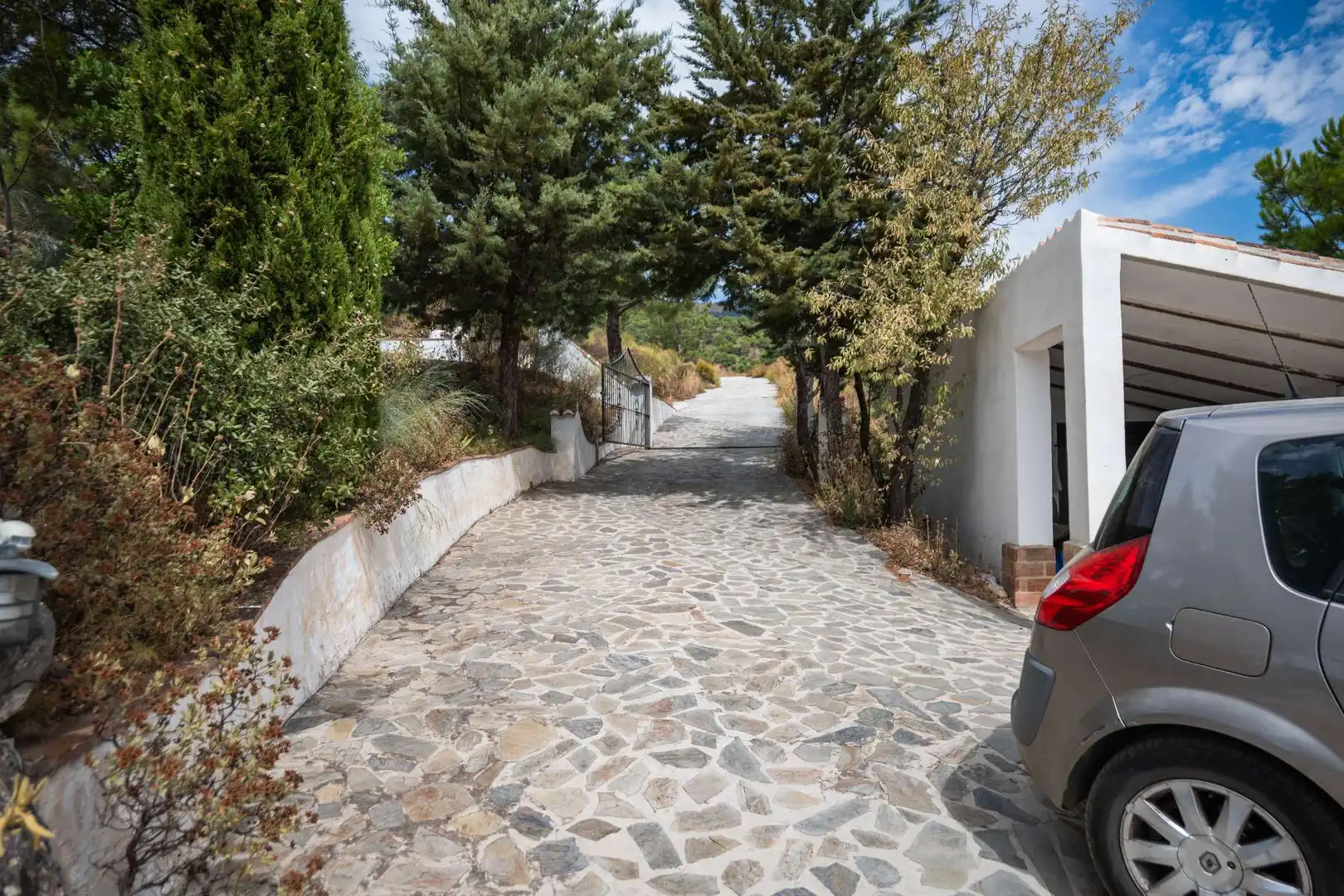 Exterior view of Houses for sale in Canillas de Albaida  with Air Conditioner, Private garden and Terrace