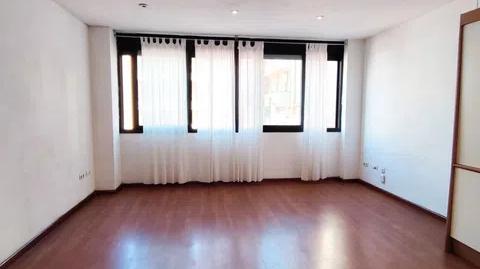 Foto 4 de Estudi de lloguer a Carrer de Barnola, El Bon Pastor, Barcelona