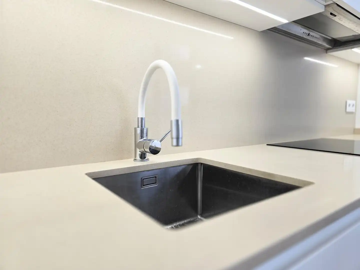 Kitchen of Flat for rent in Valencia  with Parquet flooring and Terrace