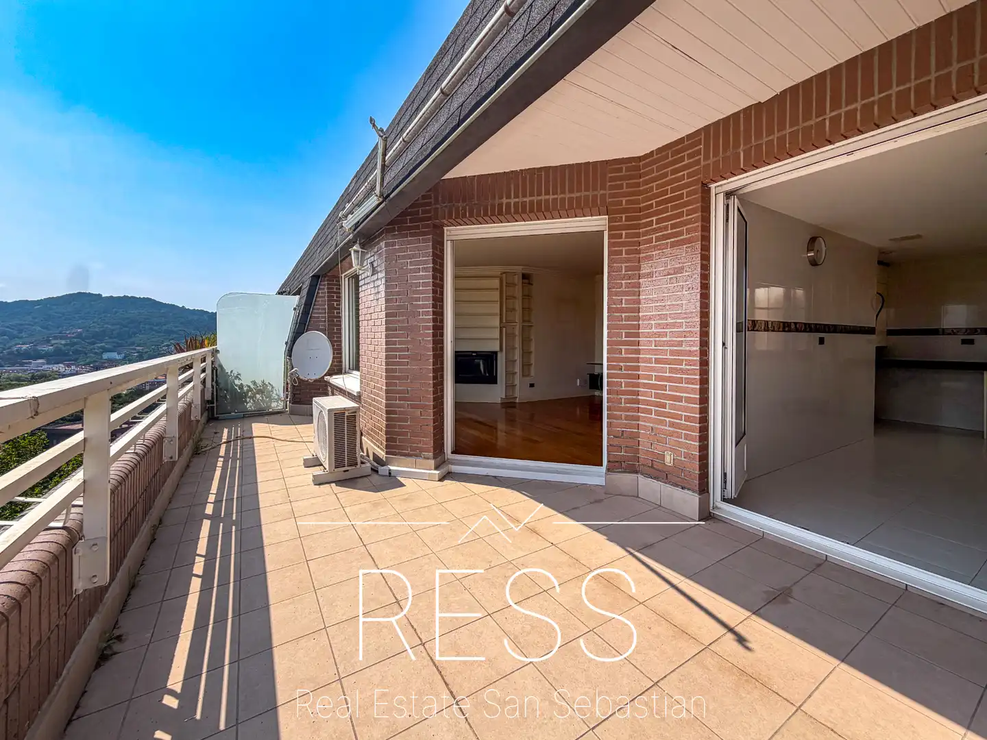 Terrace of Attic for sale in Donostia - San Sebastián   with Air Conditioner, Heating and Terrace