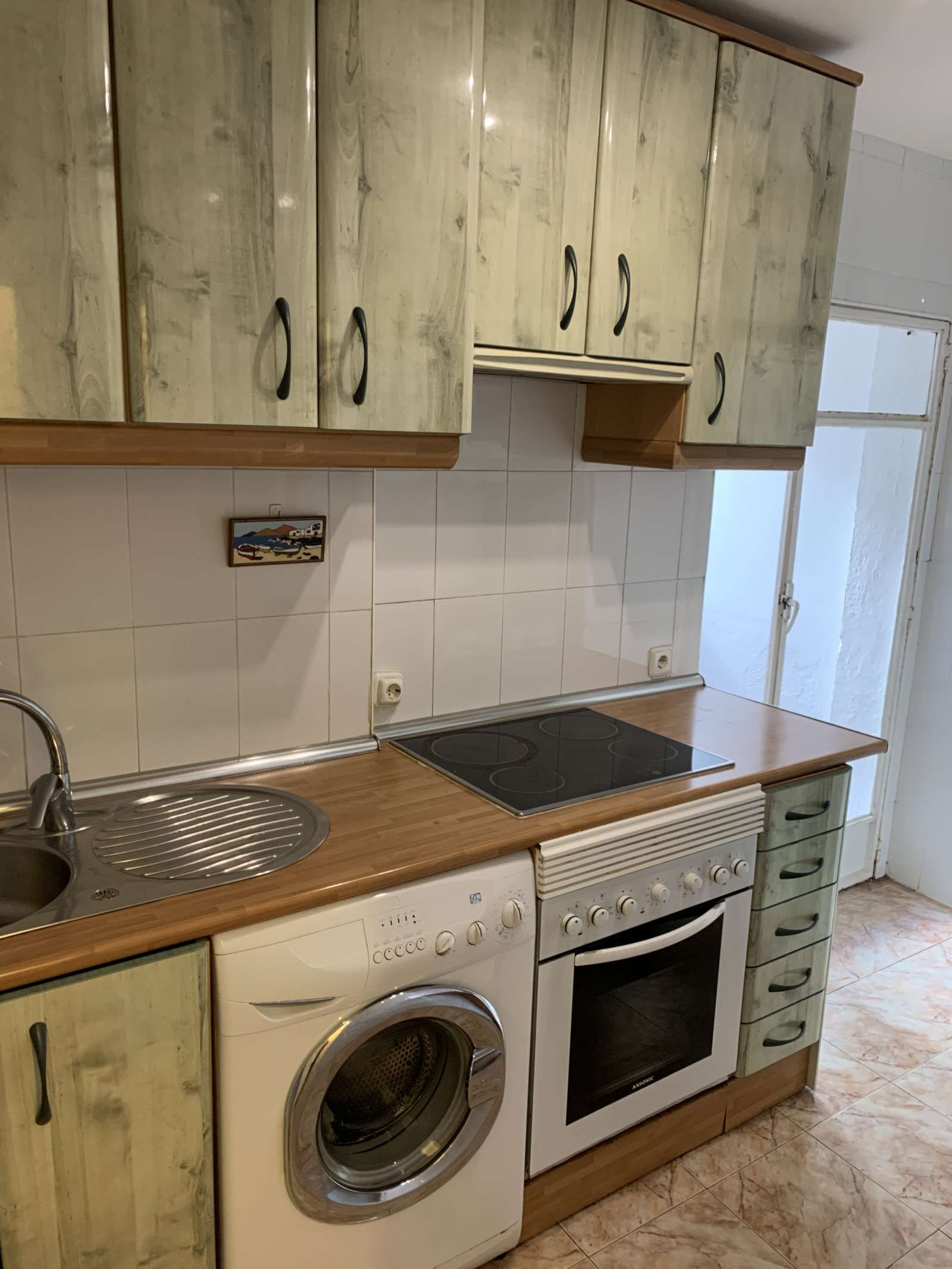 Apartament per a compartir a Montserrat - Parque Empresarial