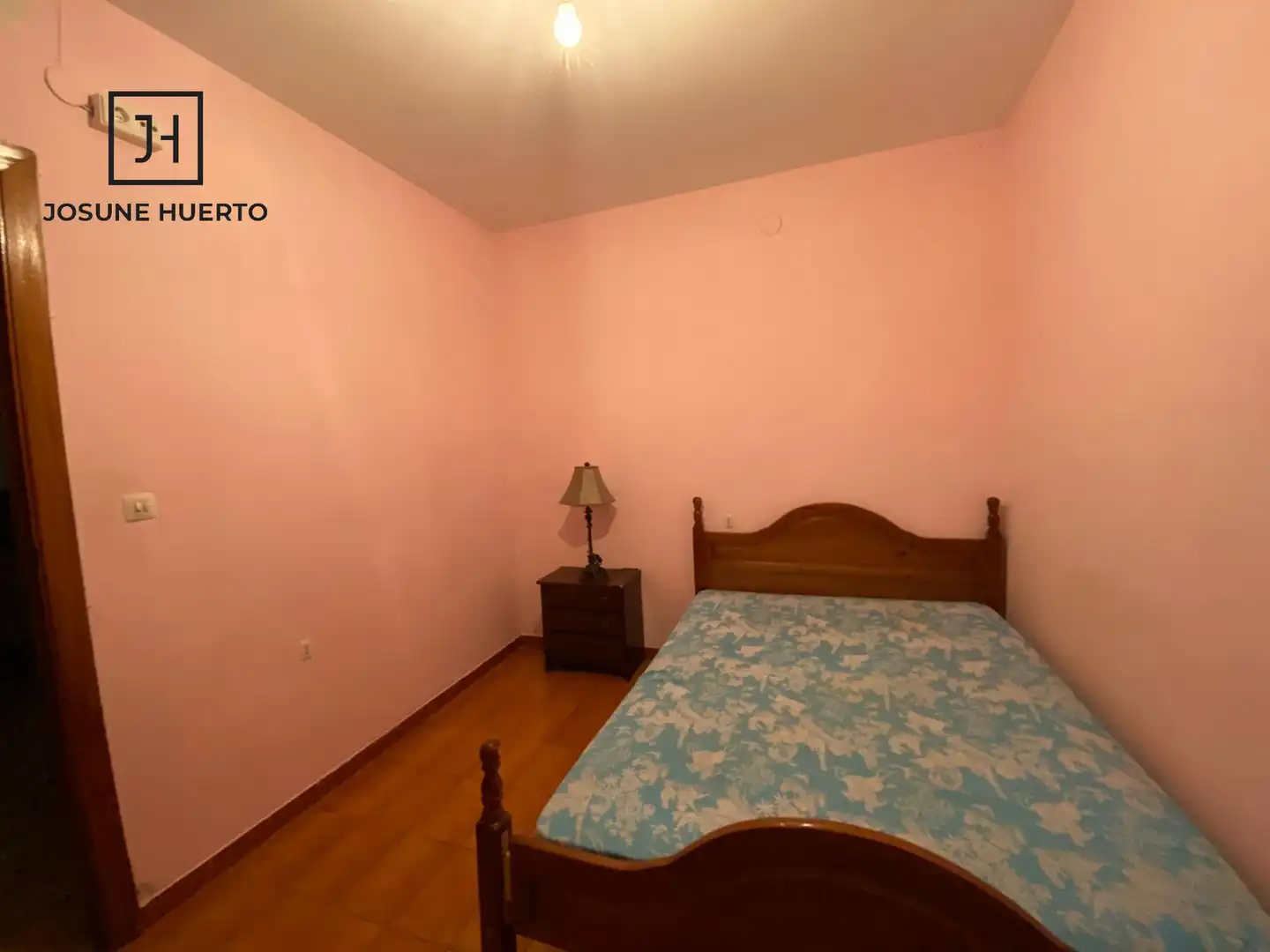 Habitación de Apartamento en venta en Don Benito con Terraza y Balcón