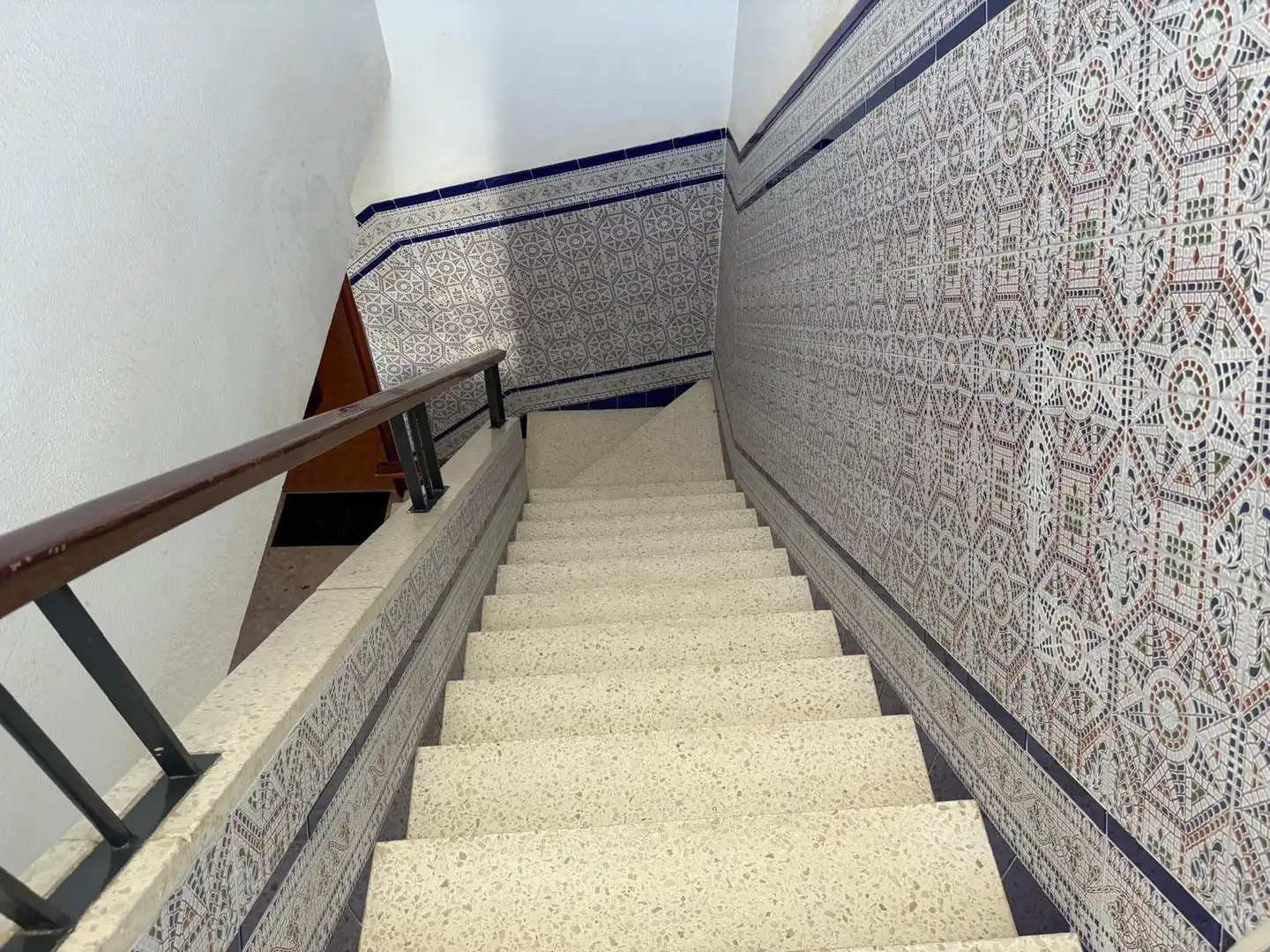 Flat for sale in Sevilla  with Air Conditioner, Terrace and Storage room