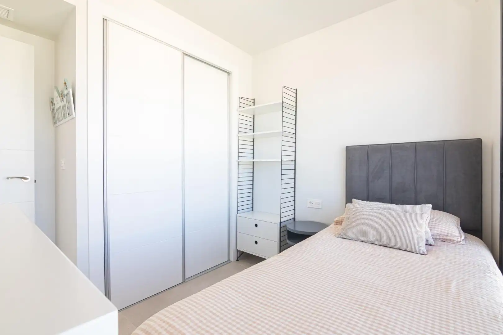 Dormitori de Casa o xalet de lloguer en Santa Pola amb Aire condicionat, Calefacció i Jardí privat