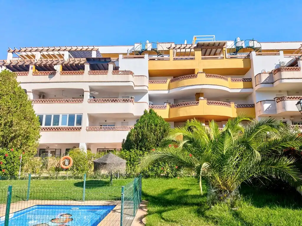 Außenansicht von Dachboden zur Miete in Alcaucín, Málaga