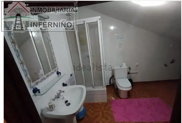 Badezimmer von Dachboden zur Miete in Ferrol