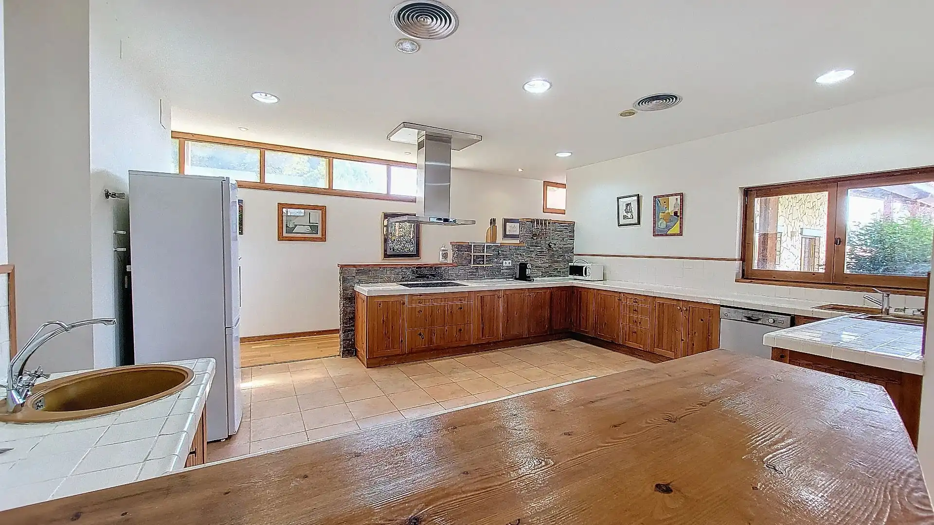 Cocina de Casa o chalet en venta en Calafell con Aire acondicionado, Calefacción y Jardín privado
