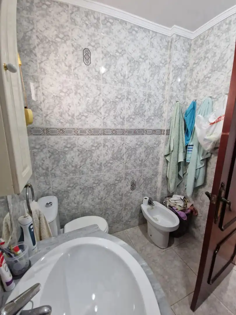 Bathroom of Flat for sale in Cádiz