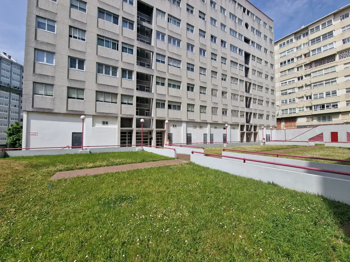 Außenansicht von Wohnung zum Verkauf in Ferrol mit Terrasse und Abstellraum