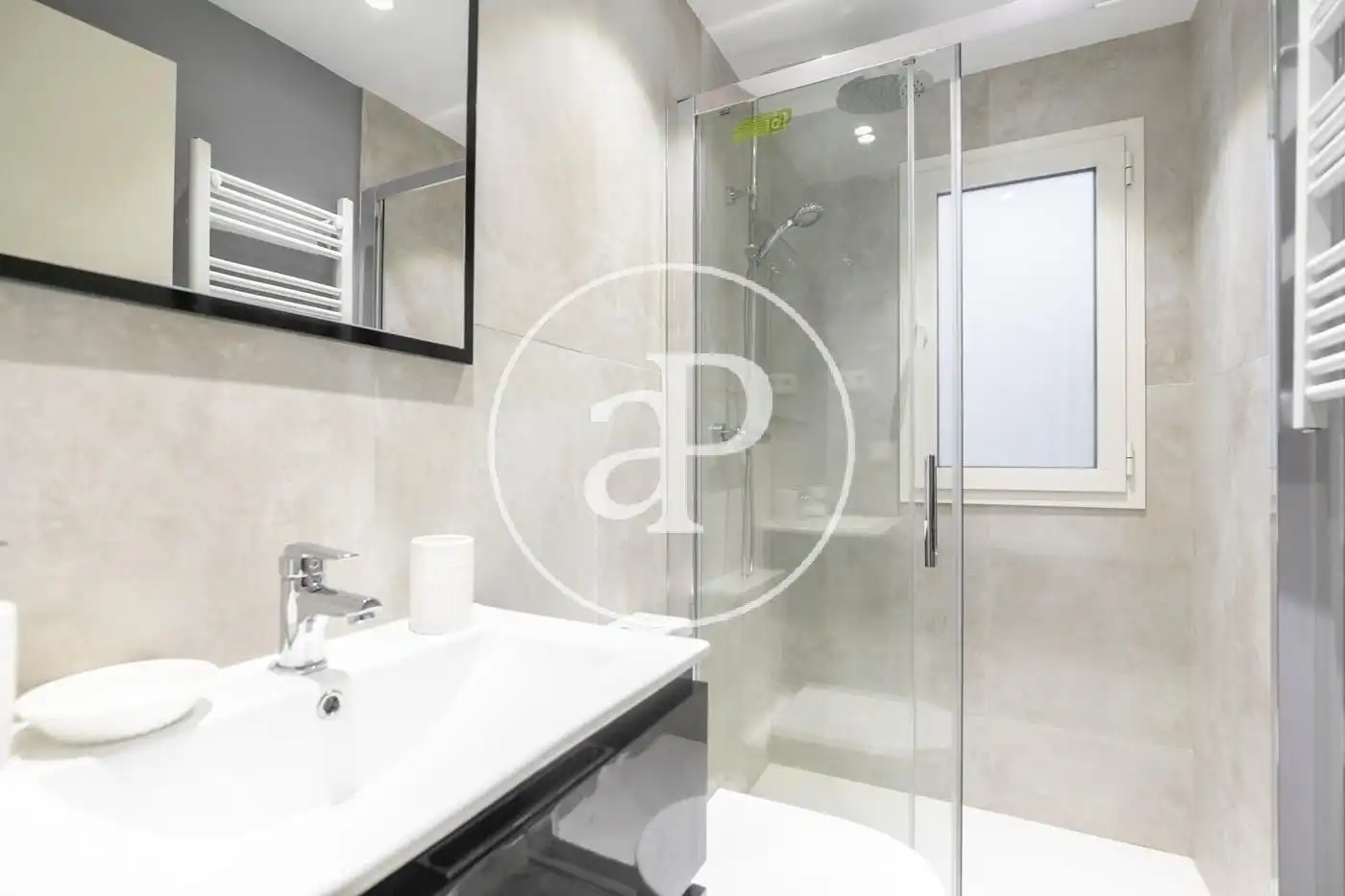 Flat for rent in Corsega, La Nova Esquerra de l'Eixample