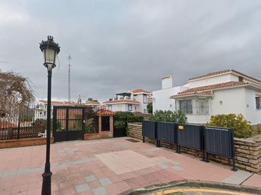 Dúplex amb piscina en venda a Alcorrín