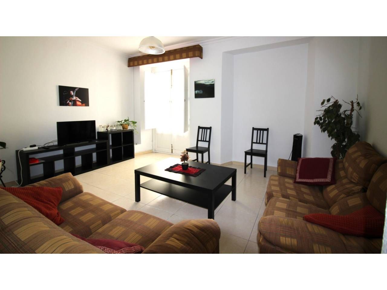 Living room of Flat to rent in  Sevilla Capital  with Furnished and Balcony