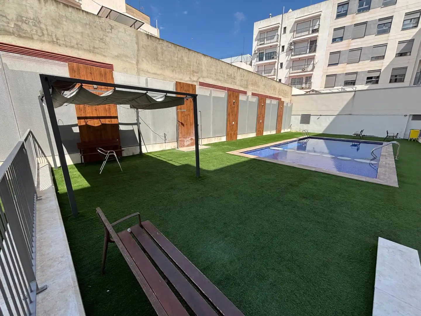Schwimmbecken von Wohnungen zur Miete in Valencia mit Klimaanlage, Heizung und Möbliert