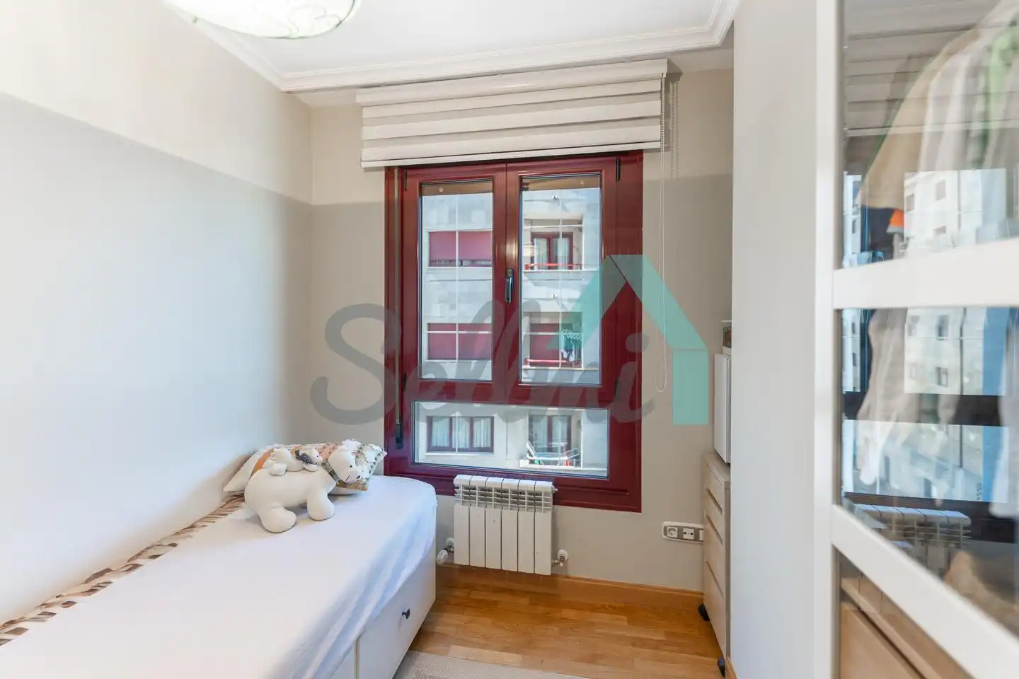 Habitación de Piso en venta en Oviedo  con Calefacción, Parquet y Trastero