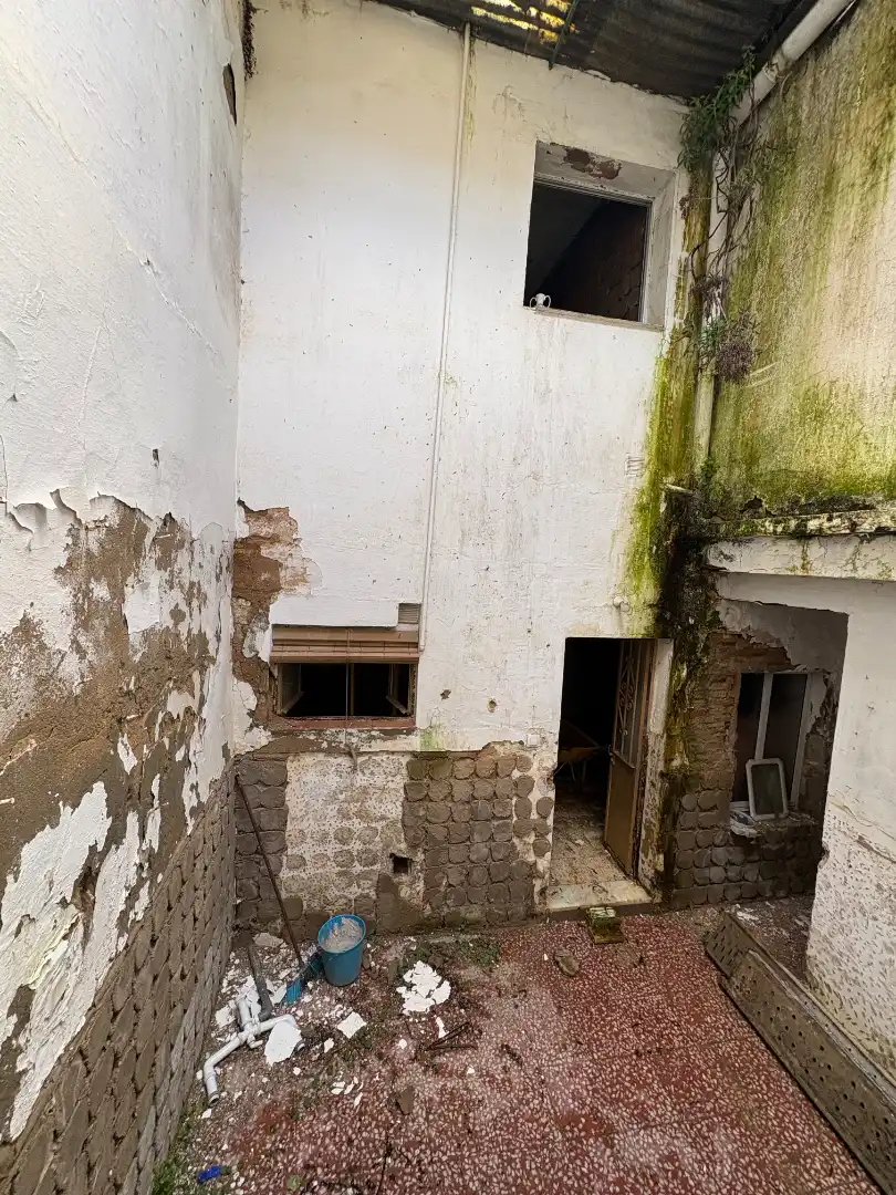 Vista exterior de Casa adosada en venta en Carmona con Terraza y Balcón