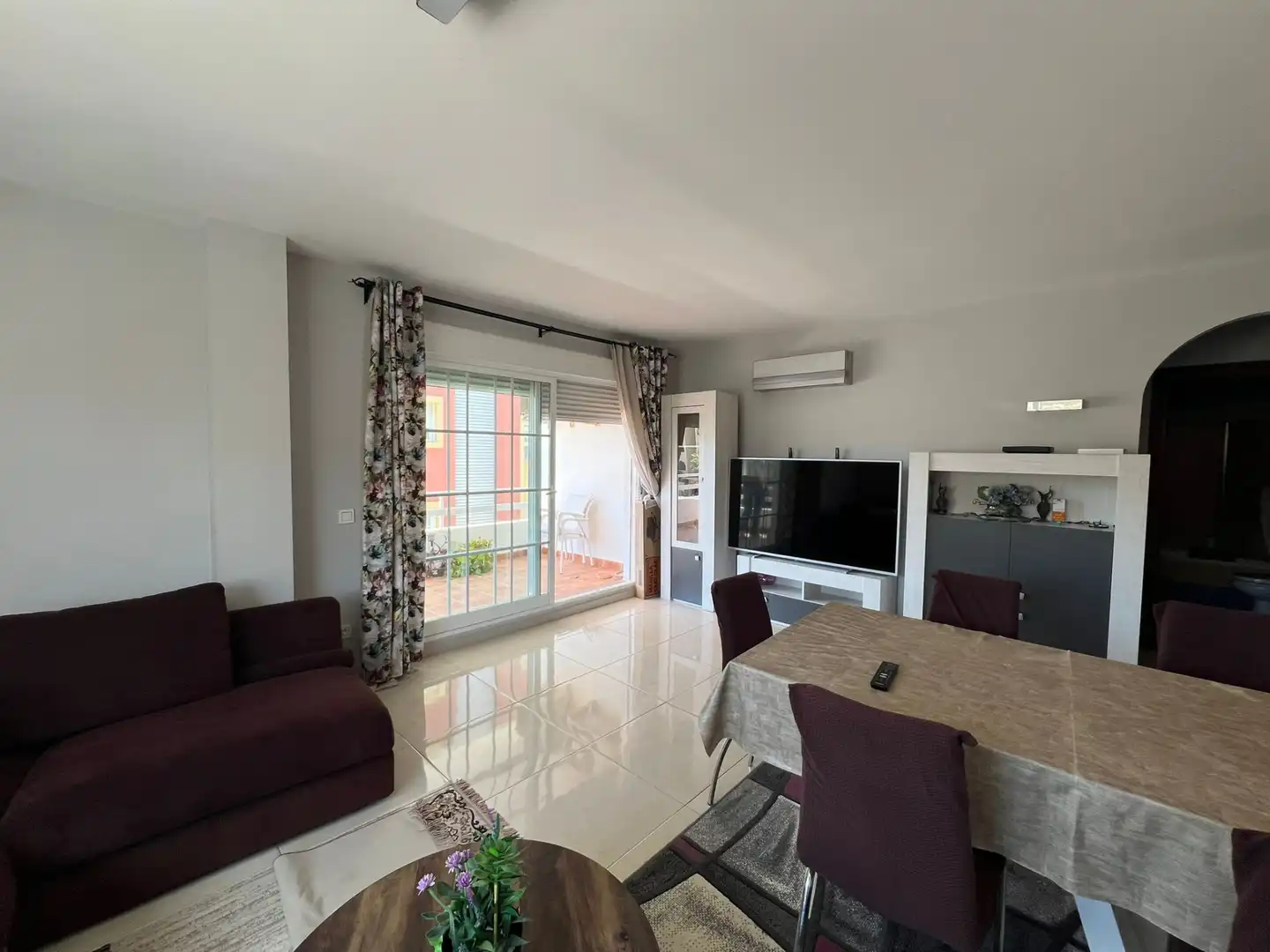 Sala de estar de Apartamento en venta en Manilva con Terraza