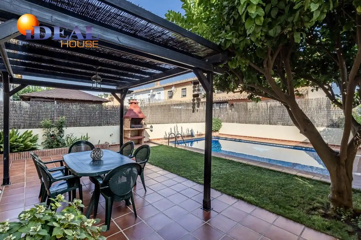 Home with pool for sale in Calle CARLOS CANO (HI), imagen 4