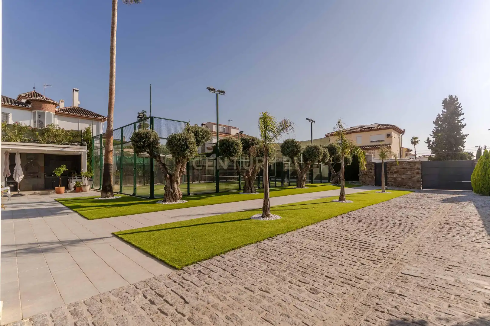 Terrassa de Casa o xalet en venda en Gójar amb Aire condicionat, Jardí privat i Traster