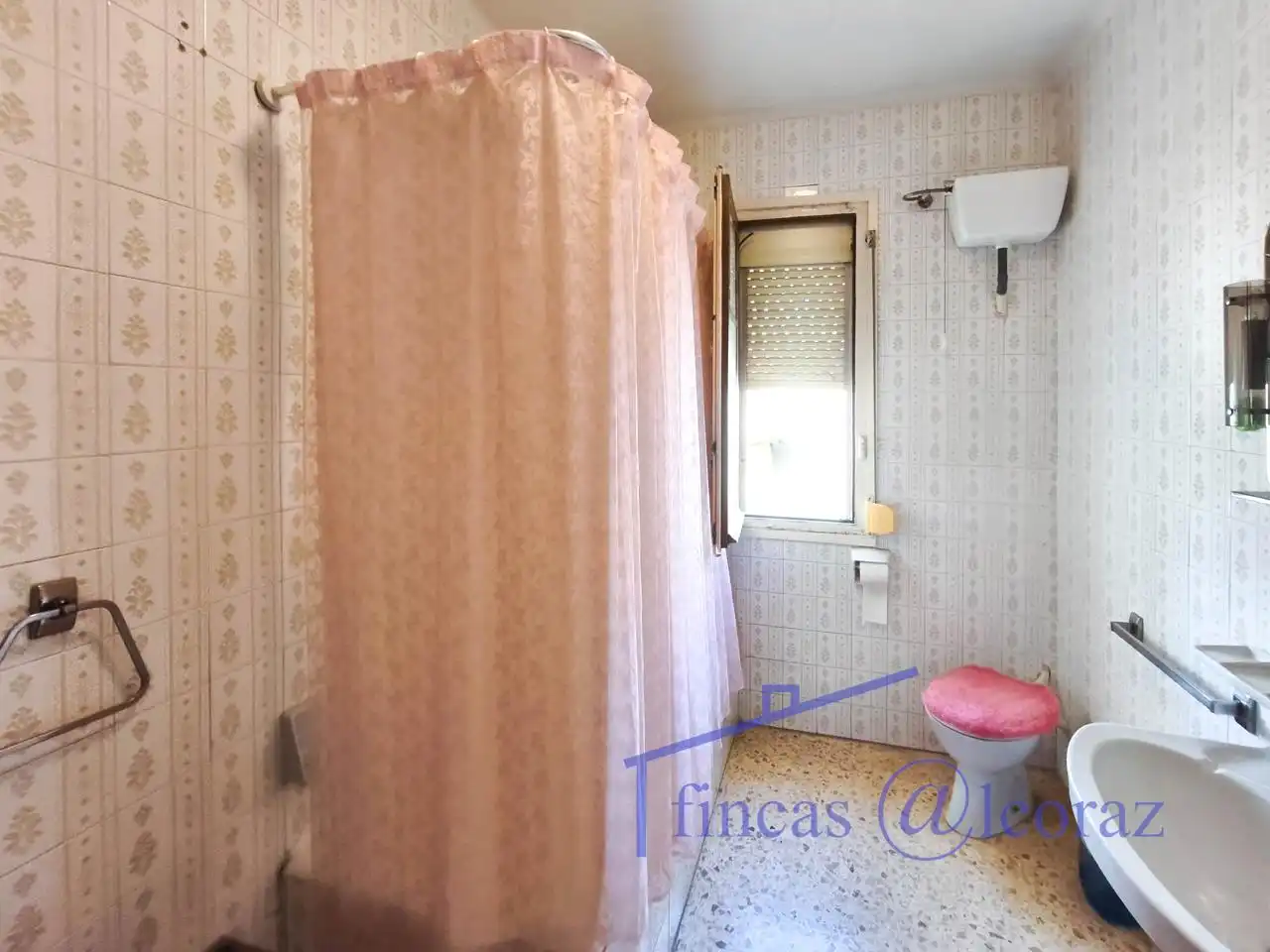 Bathroom of Country homes for sale in Robres  with Heating and Terrace