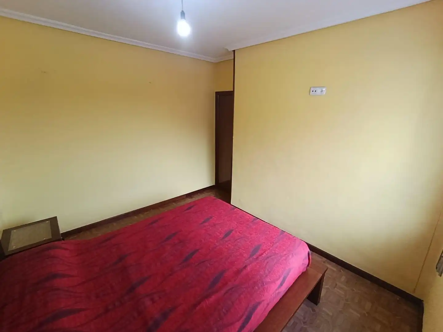 Bedroom of Flat for sale in Avilés
