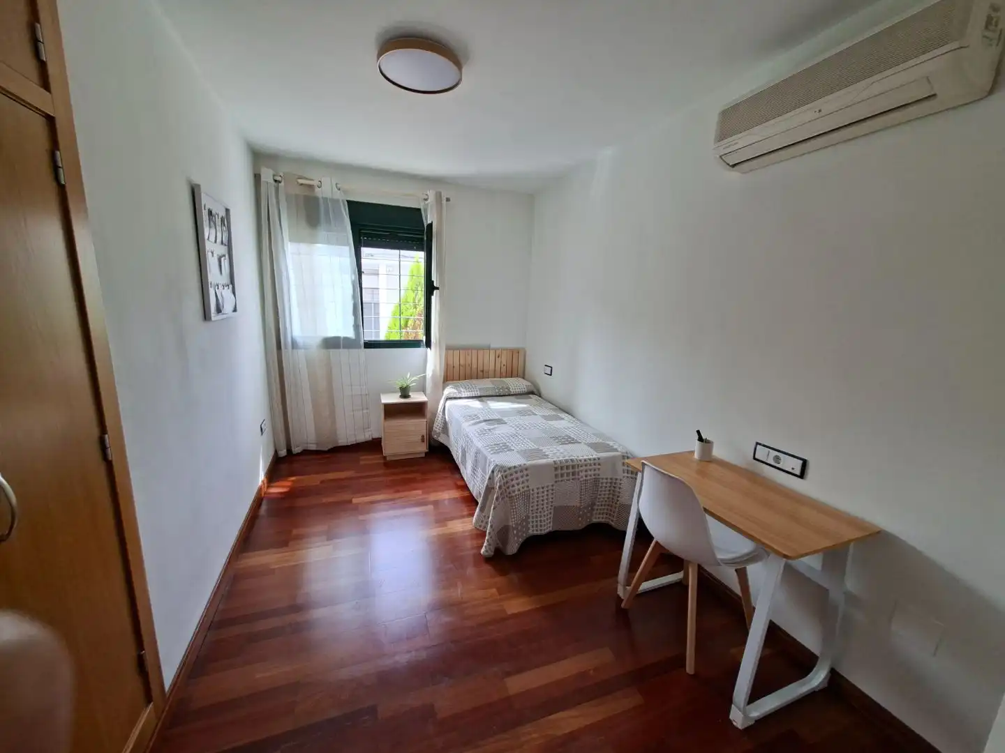 Habitación de Piso de alquiler en La Salobreja