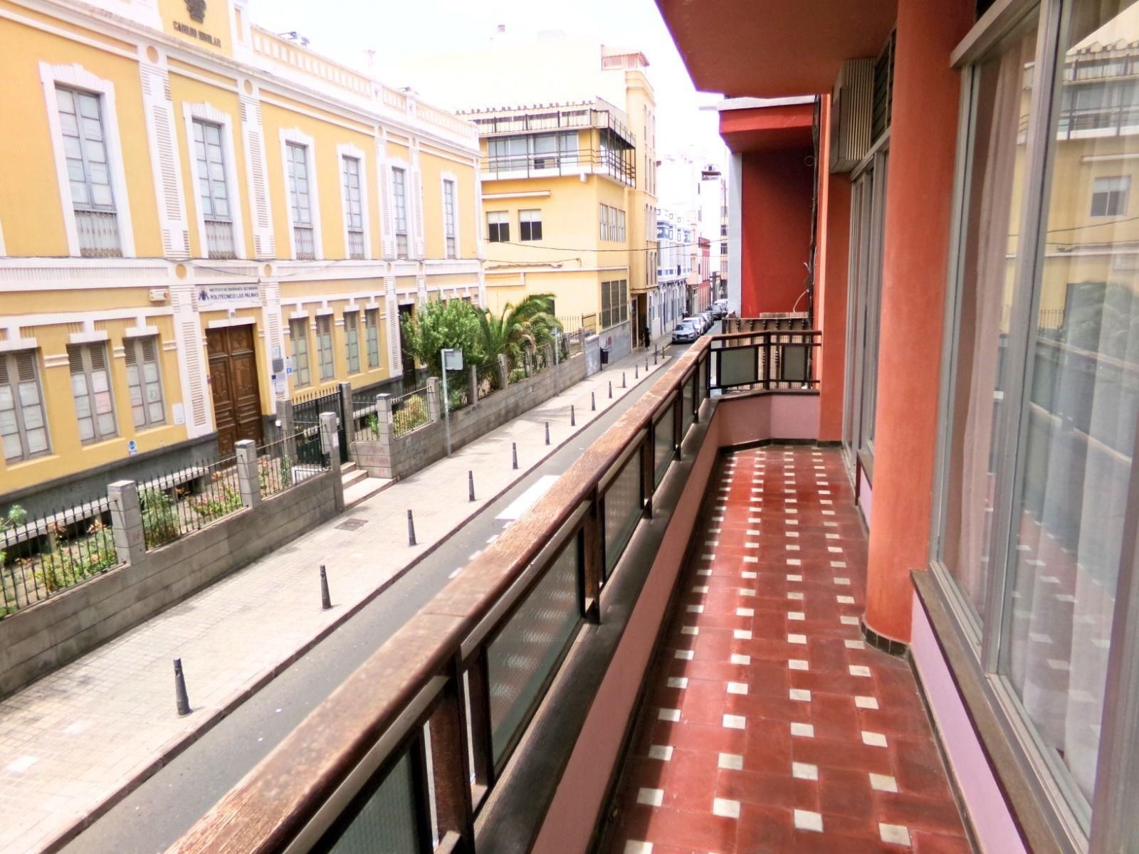 Exterior view of Flat for sale in Las Palmas de Gran Canaria  with Storage room and Balcony