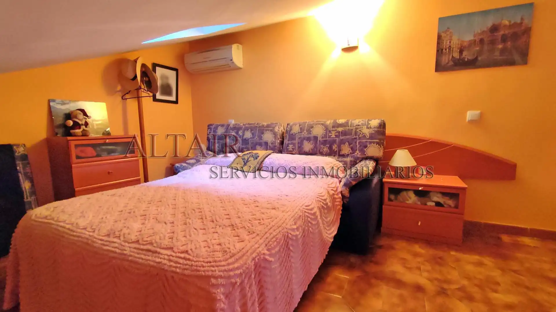 Habitación de Ático en venta en Navaluenga con Aire acondicionado, Calefacción y Terraza