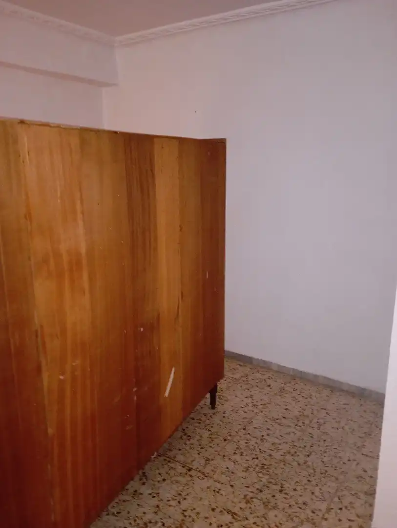 Habitación de Piso en venta en Crevillent con Lavadora y Balcón