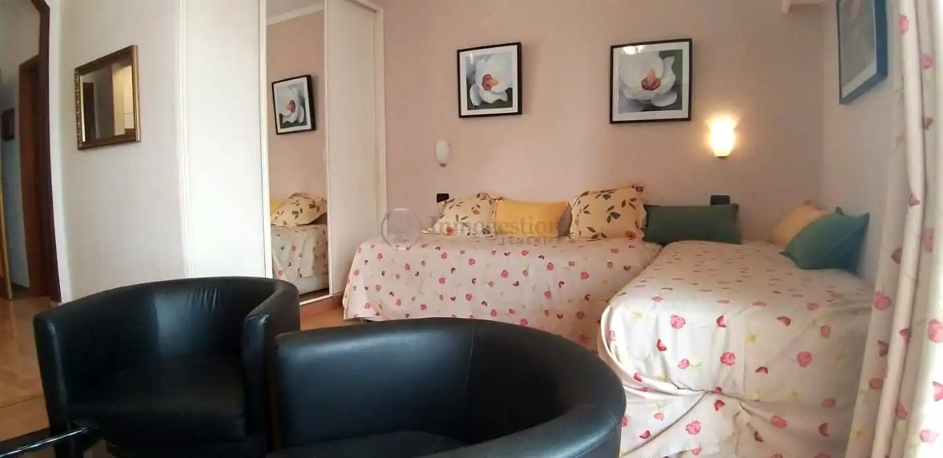 Schlafzimmer von Wohnung zum Verkauf in Adeje mit Möbliert, Balkon und Gemeinschaftspool