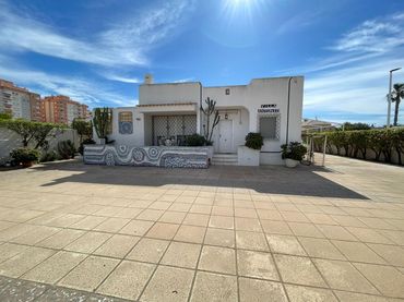 Maison avec piscine à vendre à BO VENEZIOLA E (MANGA)