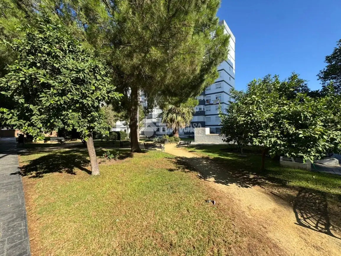 Außenansicht von Wohnung zum Verkauf in Huelva mit Klimaanlage