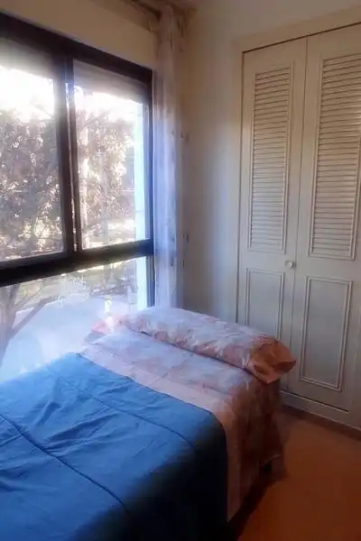 Habitación de Planta baja en venta en Alicante / Alacant con Aire acondicionado, Terraza y Piscina comunitaria