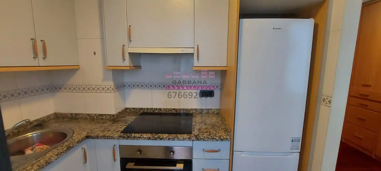 Study for rent in Avenida da Hispanidade, 48, O Castro