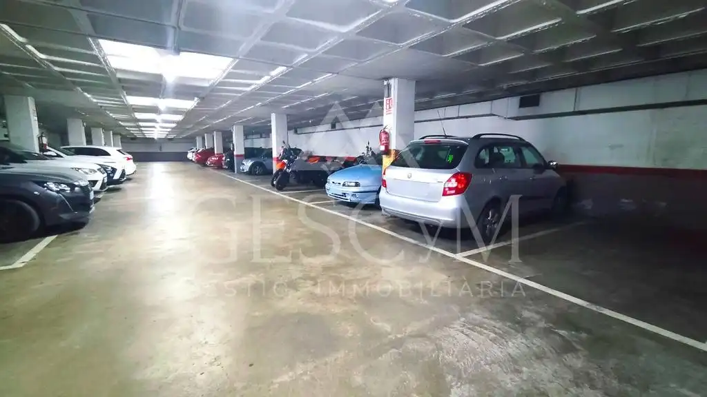 Einzelparkplatz zum Verkauf in Carrer del Mestre Joan Corrales, imagen 4