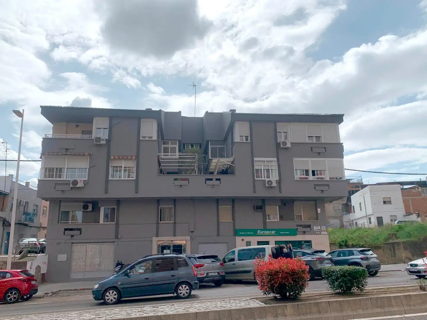 Vista exterior de Piso de alquiler en Badajoz con Terraza y Amueblado
