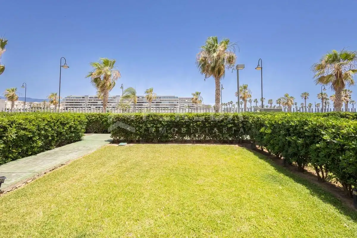 Garden of Ground floor for sale in Roquetas de Mar  with Air Conditioner, Private garden and Terrace
