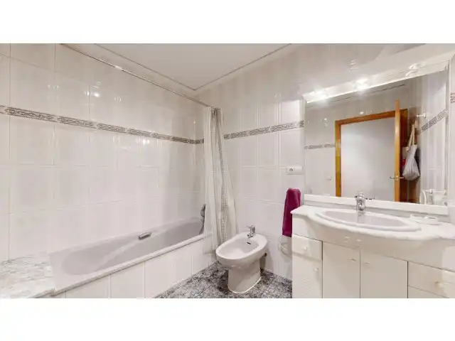 Baño de Casa o chalet en venta en Alzira con Terraza, Trastero y Piscina