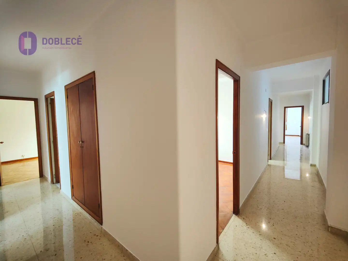 Piso en venta en Vigo  con Calefacción, Parquet y Internet