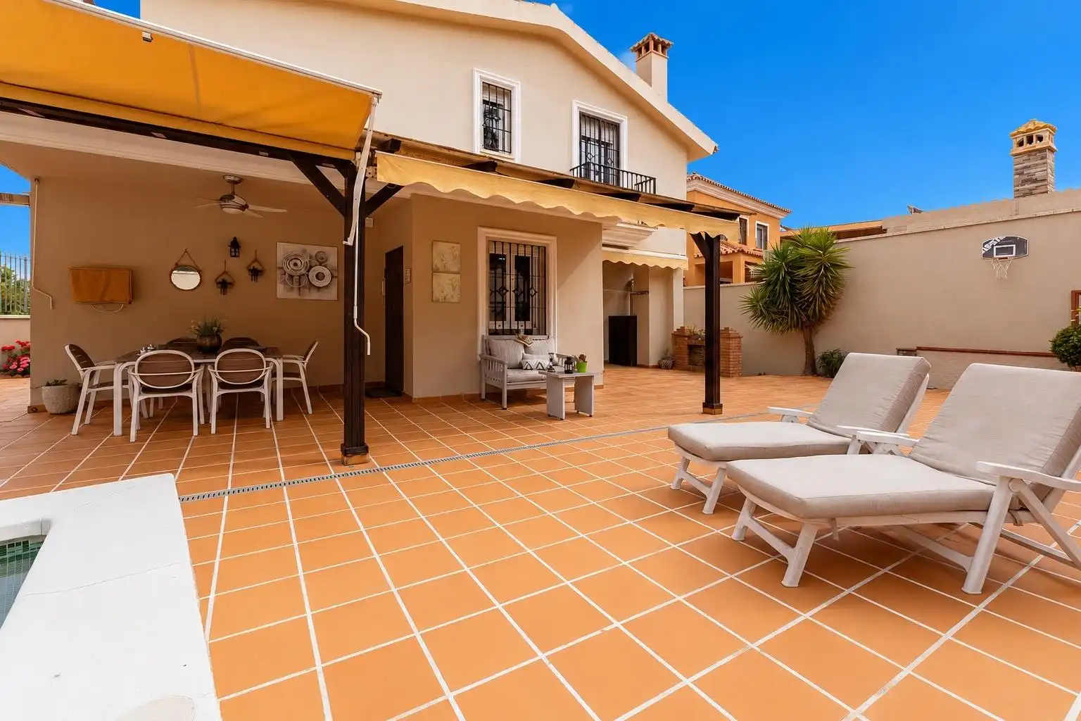 Terrace of Houses for sale in Alhaurín de la Torre  with Air Conditioner, Heating and Swimming Pool