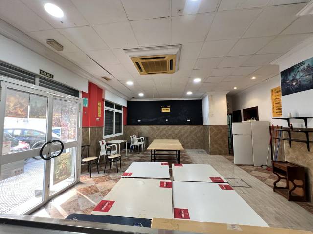Local comercial en Alquiler en De Isaac Peral, 11 en La Luz - El Torcal