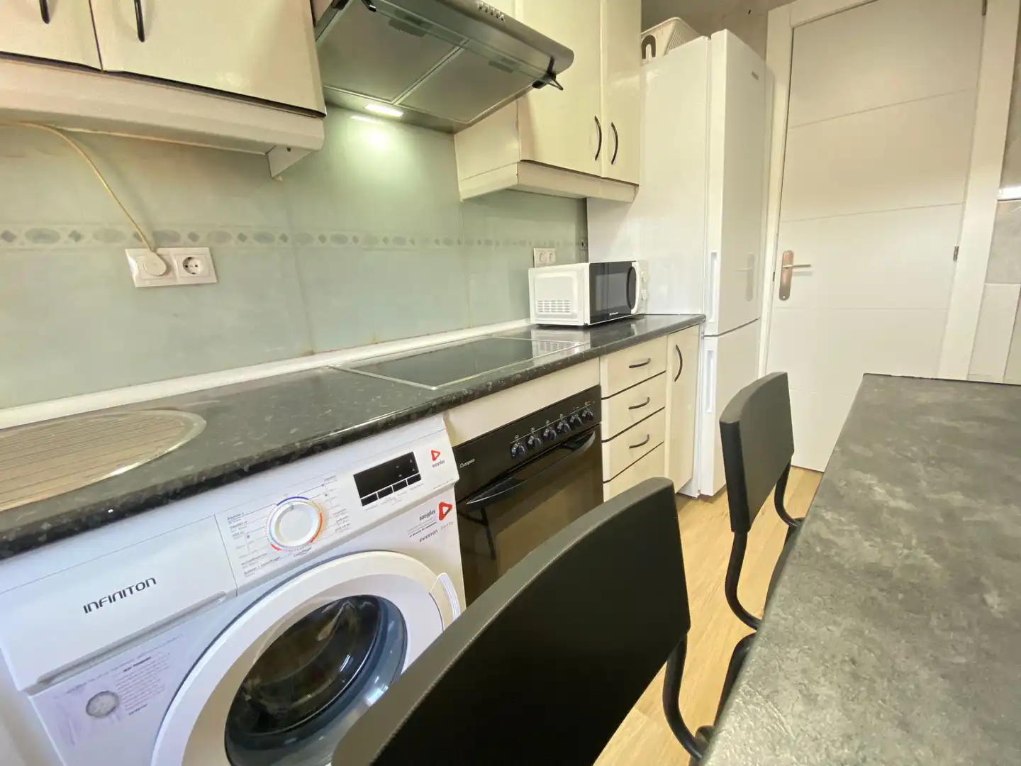 Zimmer in Calle Benalmádena, 1, Palomeras Sureste