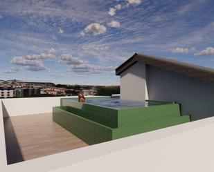 Swimming pool of Flat for sale in Mollet del Vallès