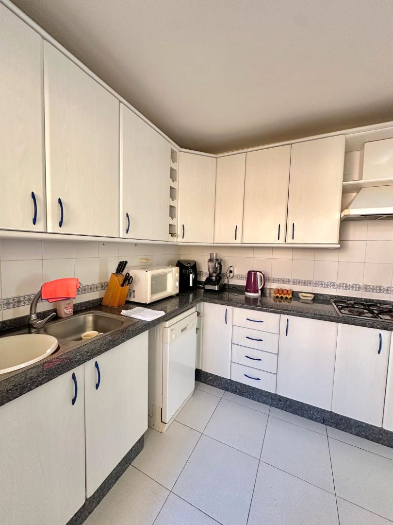 Kitchen of Flat for sale in Benalmádena  with Terrace, Storage room and Furnished