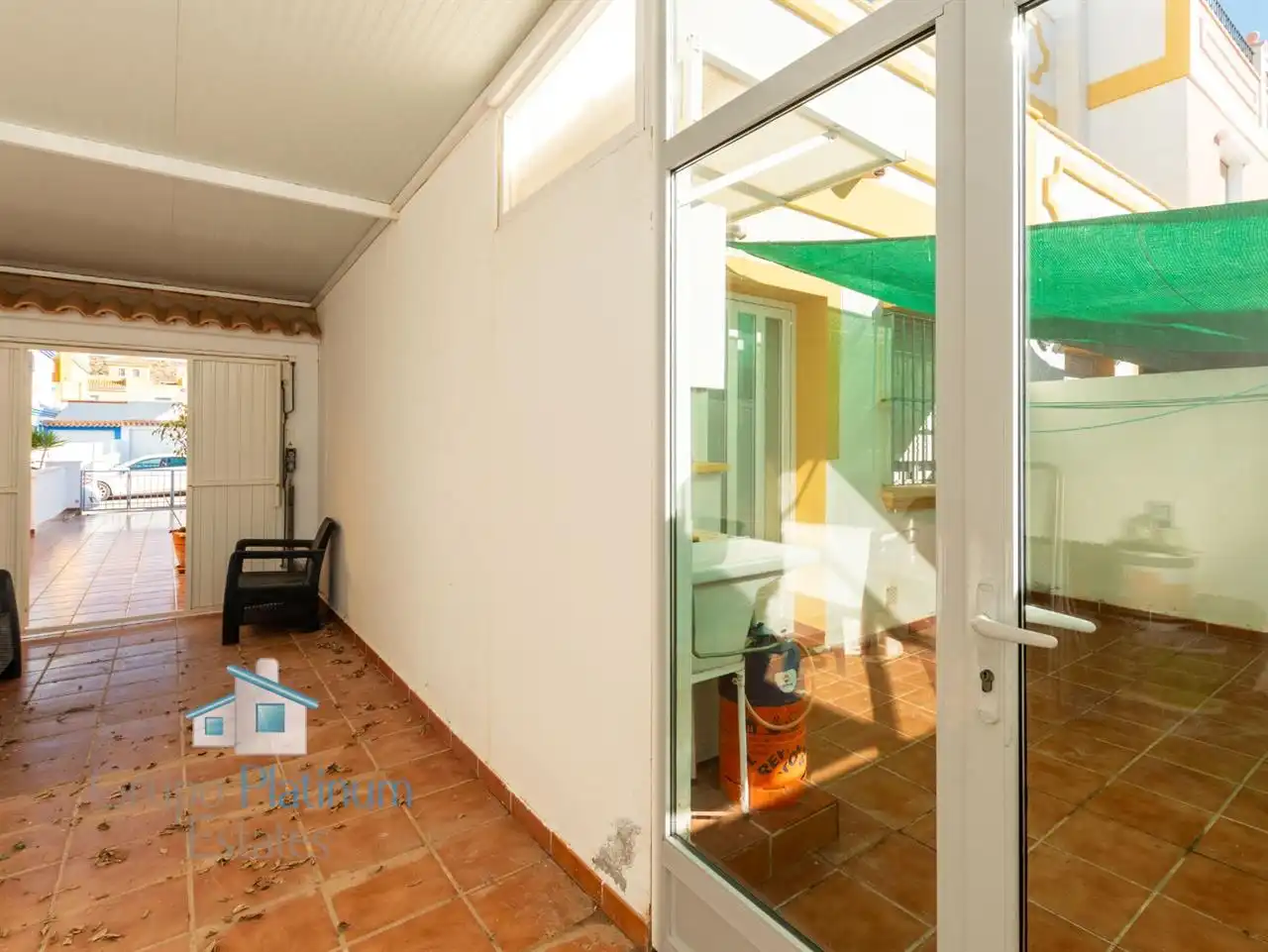 Einfamilien-Reihenhaus zum Verkauf in Pulpí mit Klimaanlage, Privatgarten und Schwimmbad