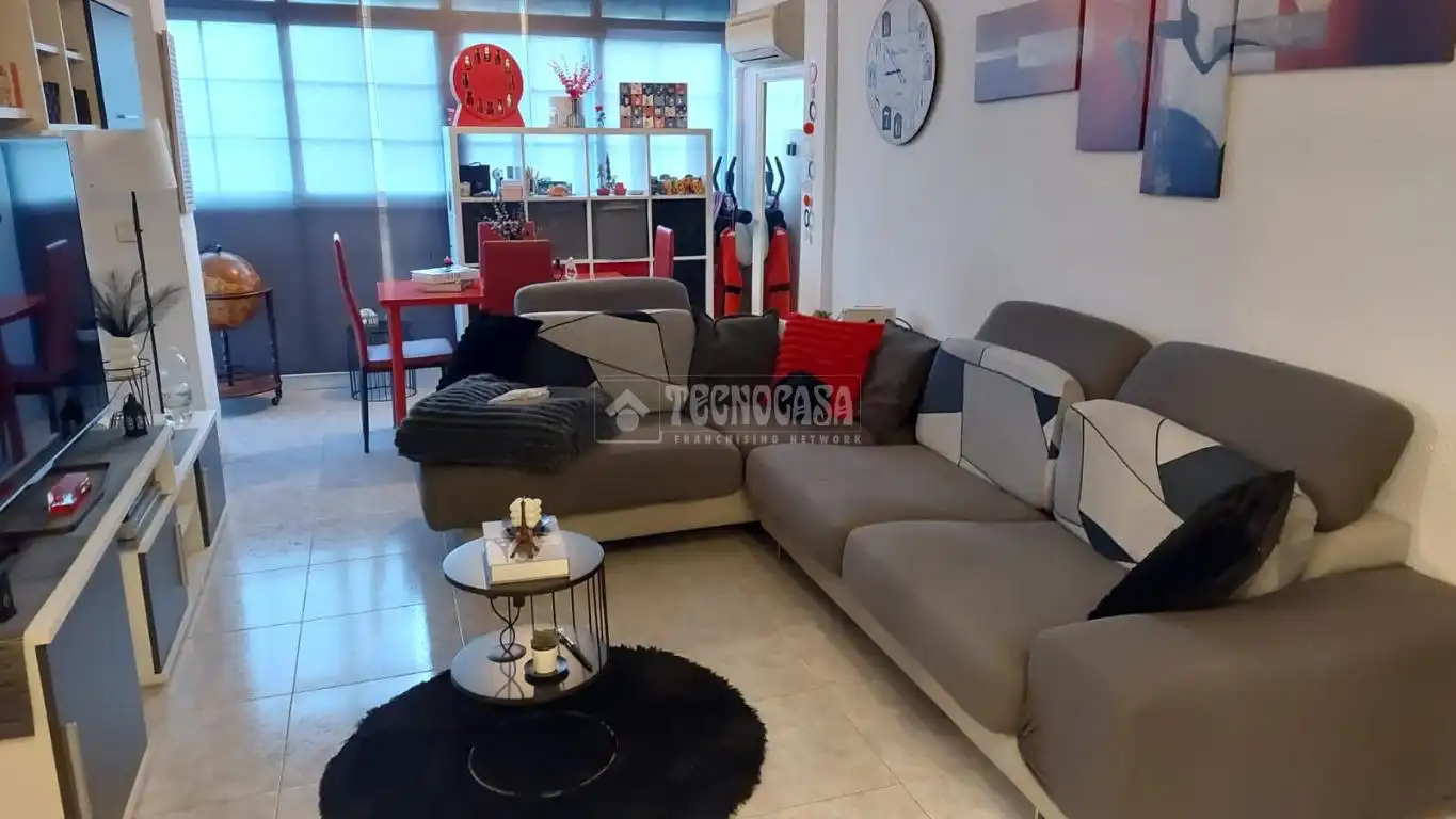 Sala d'estar de Pis en venda en Málaga amb Aire condicionat