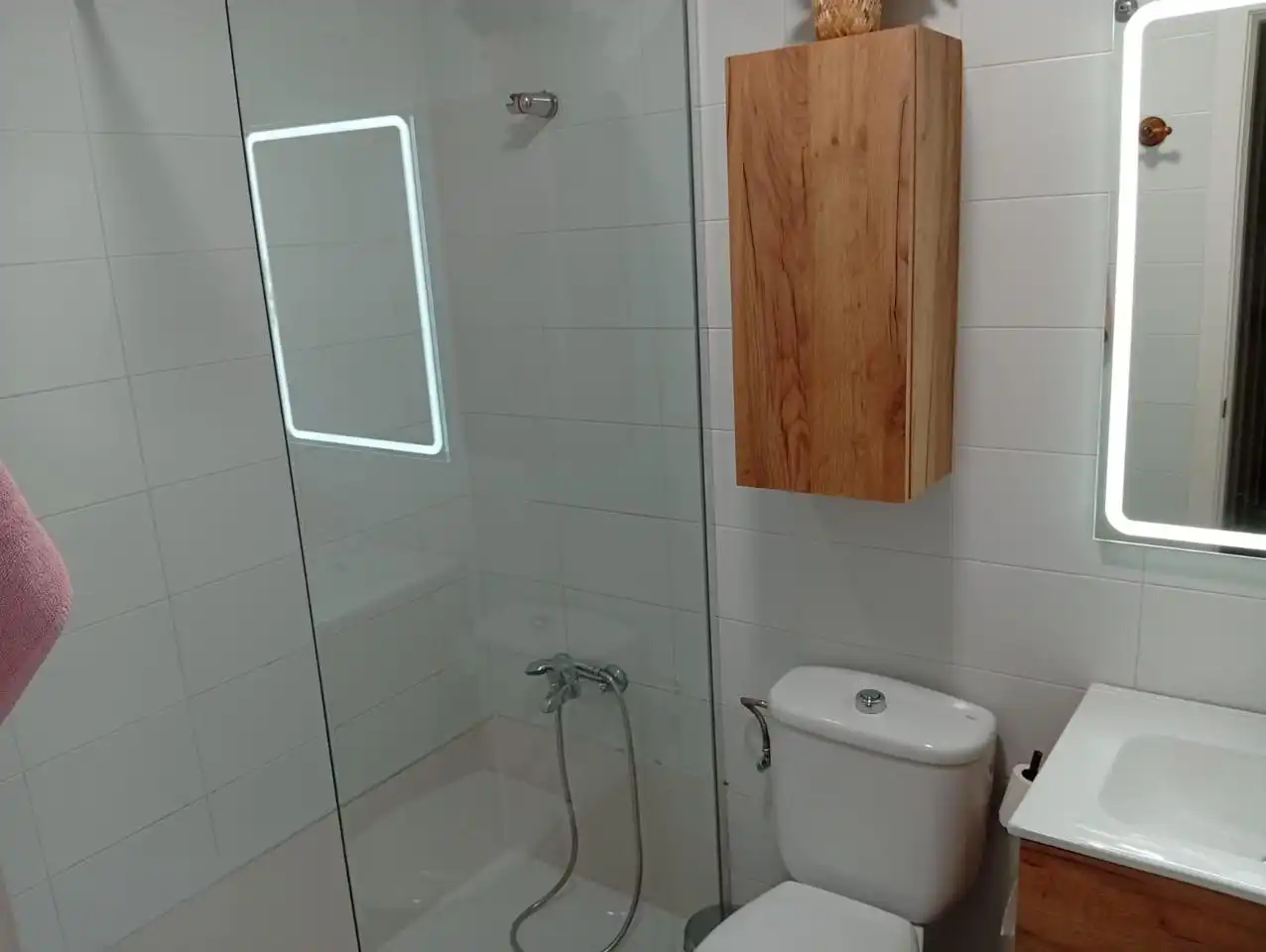 Badezimmer von Wohnungen zur Miete in El Puerto de Santa María mit Möbliert